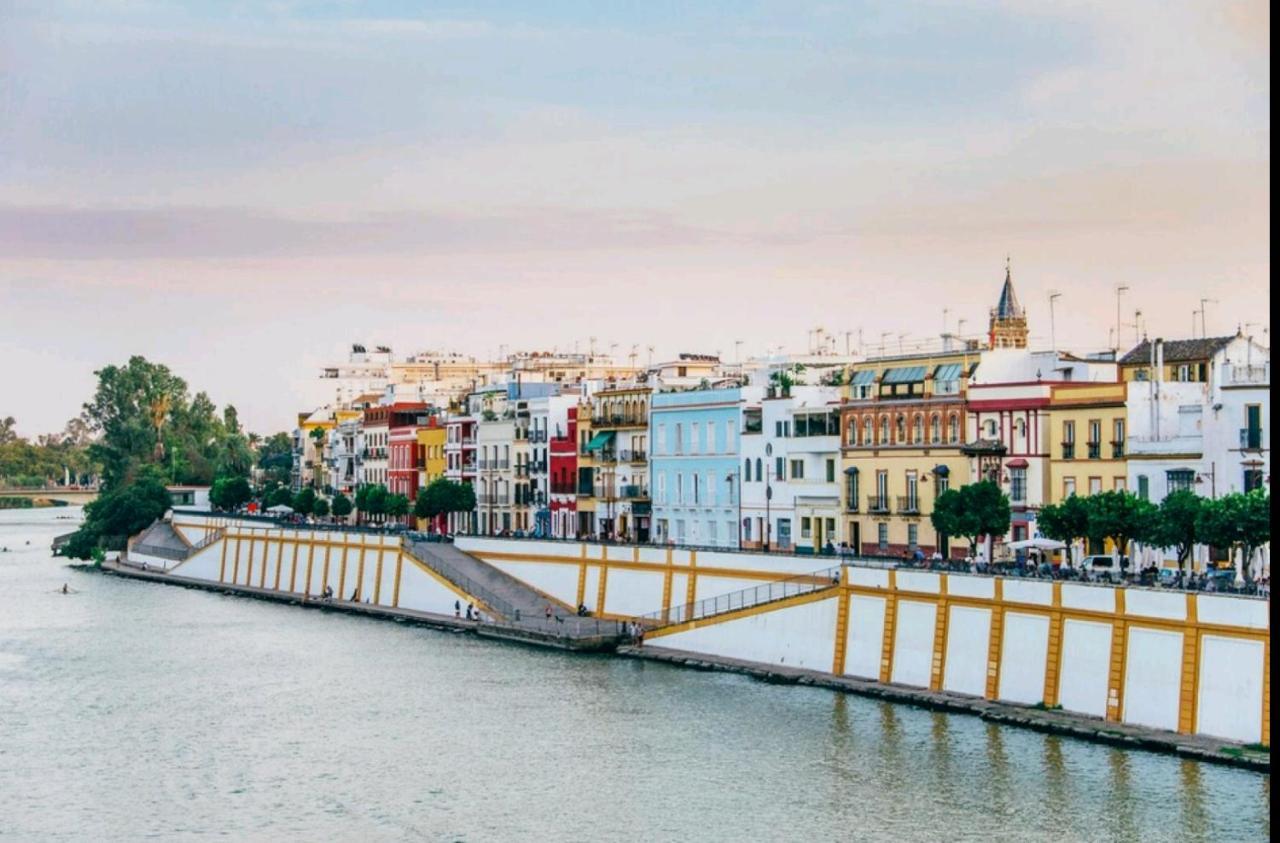 Sevilla Triana ภายนอก รูปภาพ